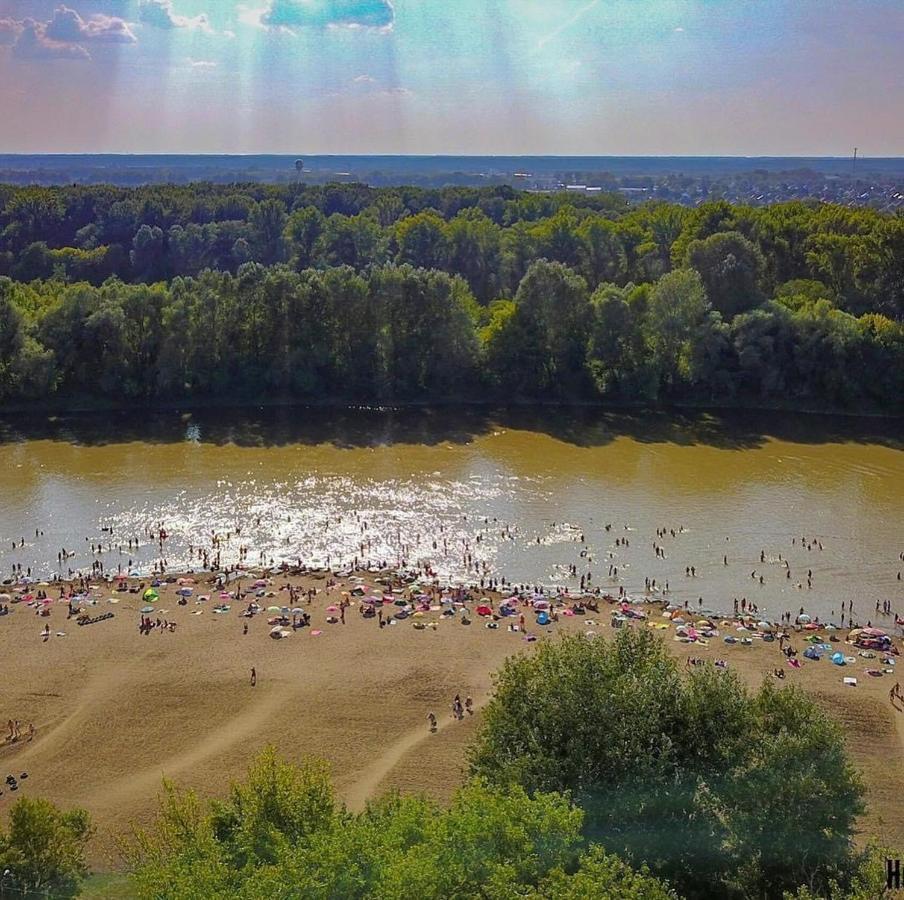 Halvány Vendégház Vasarosnameny Exterior foto