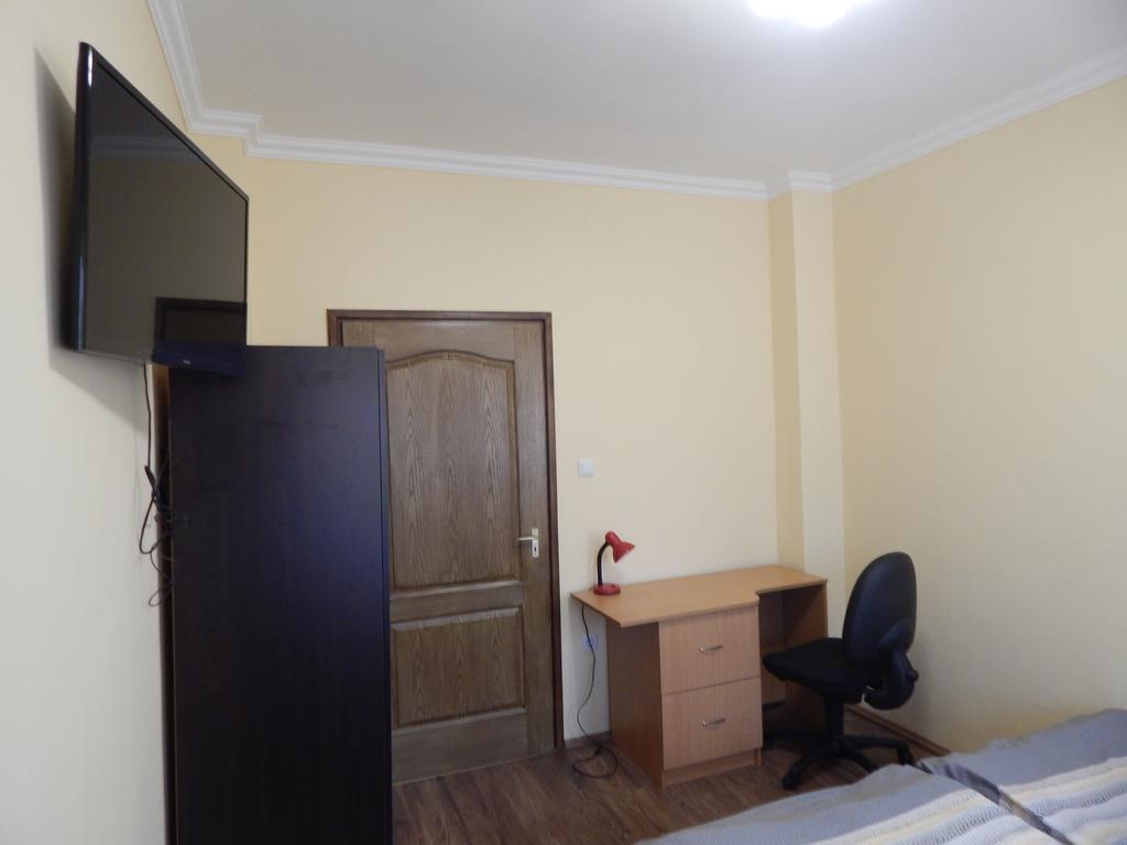 Halvány Vendégház Vasarosnameny Exterior foto